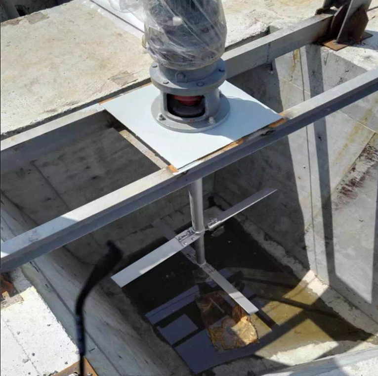 安裝攪拌機(jī)時(shí)如何避免槳葉松動(dòng)?