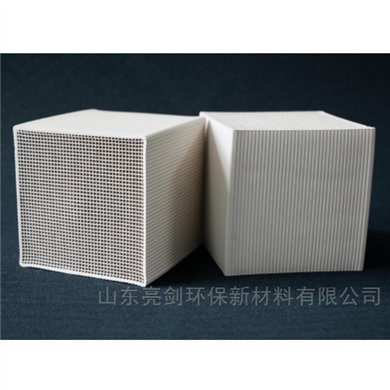 耐高温蜂窝沸石
