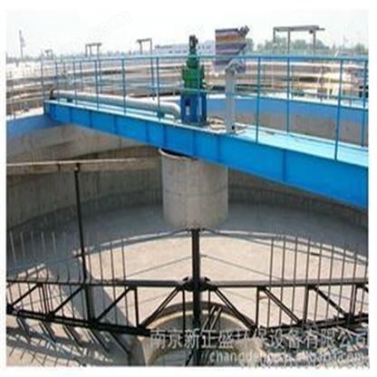 周邊傳動垂架式刮泥機(jī)
